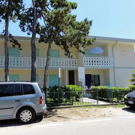 Bright Flat Close To The 比比翁